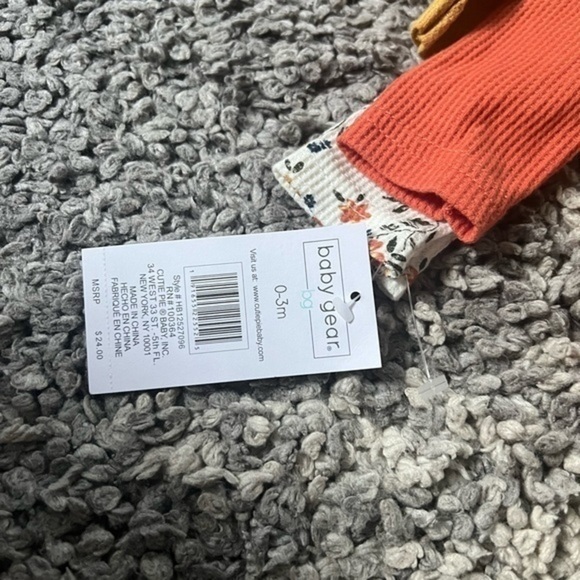 Baby gear long sleeve onesies - Picture 5 of 5